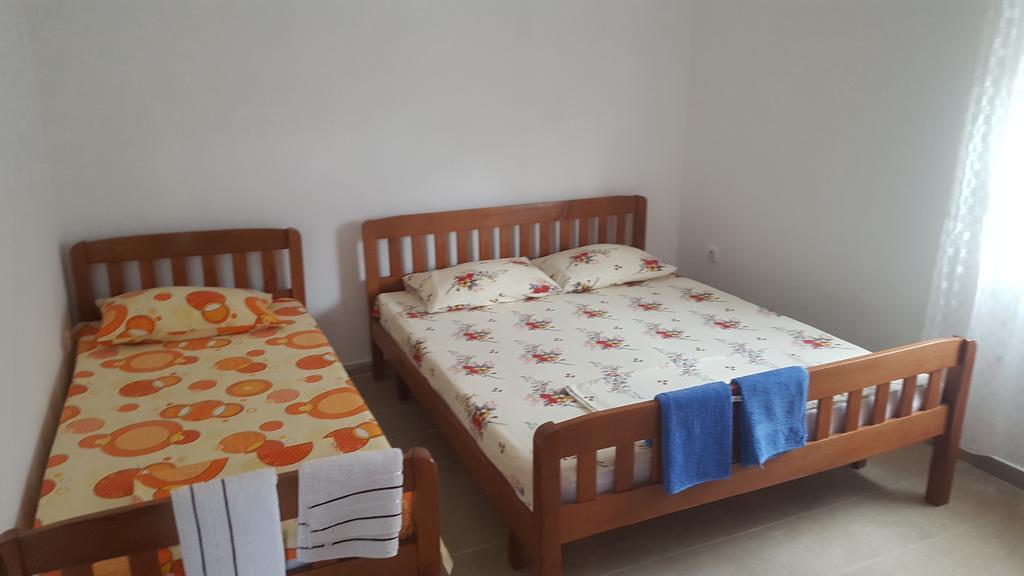 Apartments Diva Добра вода Екстериор снимка